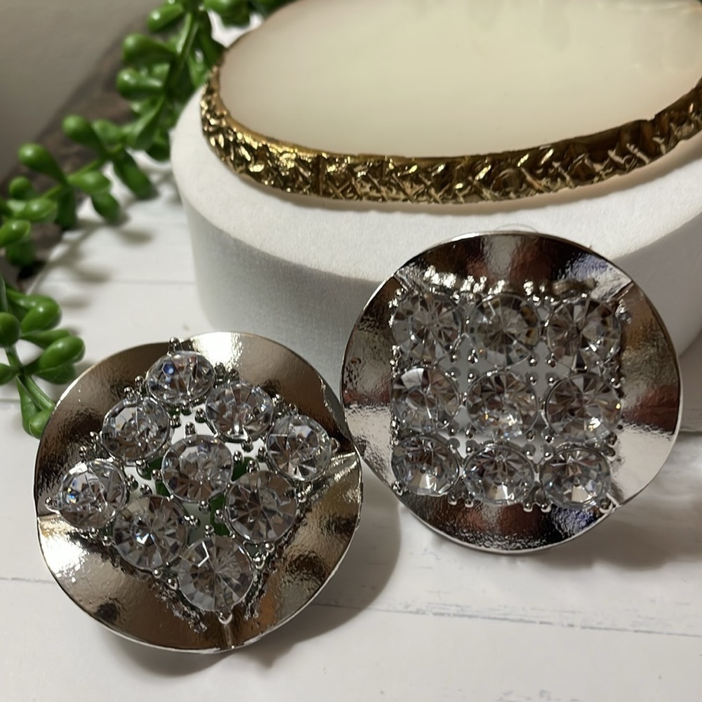 Luxury Silver Round Crystal Statement Earrings - Picture 13 of 15